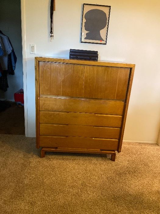 Edmond Spence  high dresser 