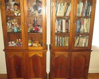 Beautiful Glass Door Bottom Cabinet Displays