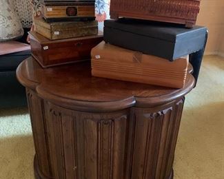 Handsome Fluted and Lobbed End Table and Collection of vintage boxes