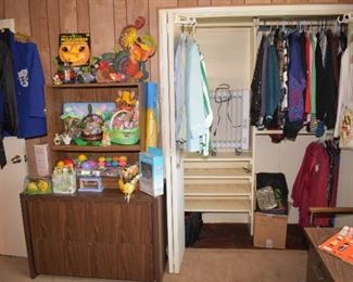 UPSTAIRS-THIRD LEVEL Office Overview