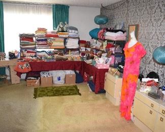 UPSTAIRS-THIRD LEVEL Primary Bedroom Overview