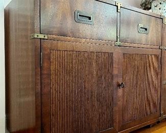 detail - storage side