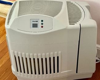 Moist Air Humidifier