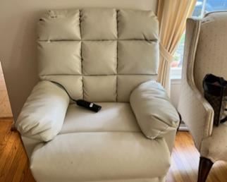 Brand new never used! Power lift Leather Lazy boy recliner