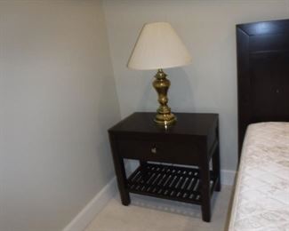 Nightstand / Lamp