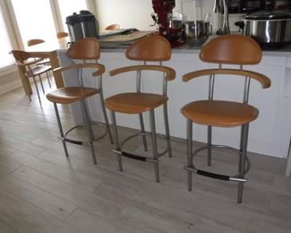 Matching Bar Stools Also Matches Table And Chairs 
