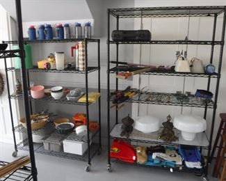 Metal Shelves On Wheels 