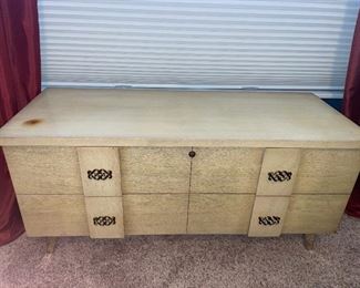 Retro Yellow with Gold Legs Lane Sweetheart Cedar Chest!
