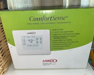 Lennox Comfort Sense Thermostat Model L77426 7000 Series! 

