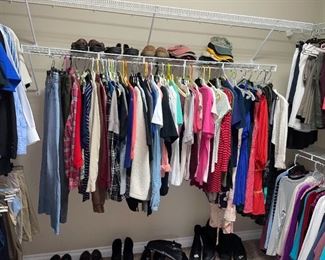 Women's Clothing M-L!