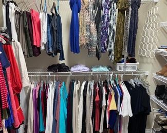 Women's Clothing M-L!