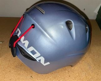 Salomon TUV Rhineland Ski Helmet Airvent!