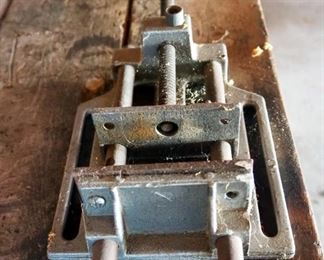 Adjustable 4" Milling Vise