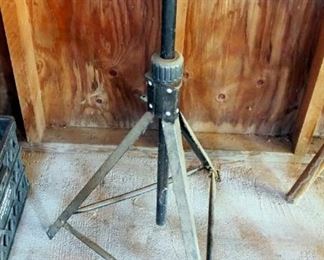 Adjustable Material Stand With Rollers