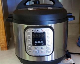 Instant Pot Electric Pressure Cooker Including Cook Book