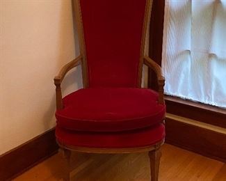 Red Queen Chair