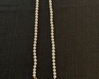 14K Necklace with Pearls