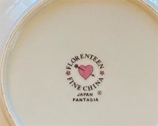 Florenteen Fine China Set