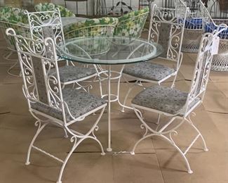 Woodard Fabulous table set