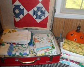 vintage tablecloths, nice old quilt