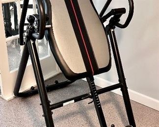 Inversion table