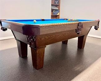 Pool table