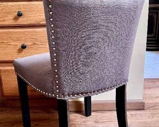 Nail head accent chair