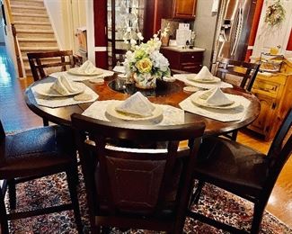 Round kitchen or dining table and chairs