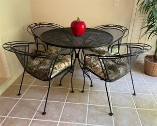 wrought iron patio set