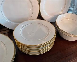 Noritake china "Heritage"