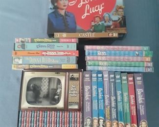 Various seasons of sitcoms in DVD format 