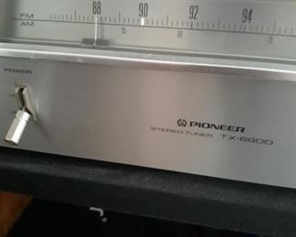 Pioneer Tuner  / Receiver 
Model TX-6800