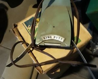 Vintage King Putt , golf ball putt return