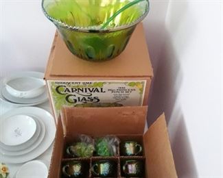 Unusual Carnival Glass Punch bowl  Set, complete