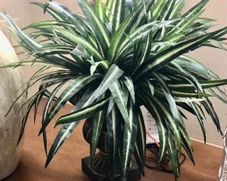 Large selection of silk greenery