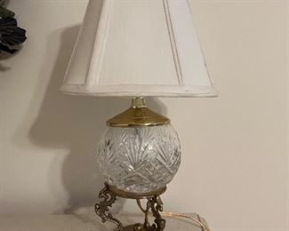 Crystal/brass table lamp