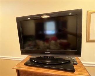 26" Flatscreen TV