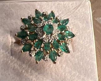 14 k yellow gold emerald and diamonds ring
#4