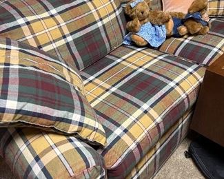 Lazy boy two cushions Great condition! Like new