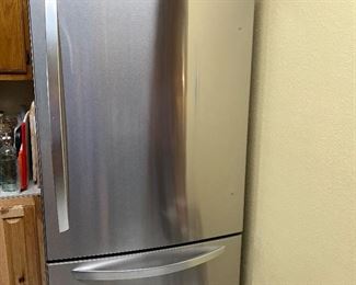 LG stainless refrigerator, 2020 model
