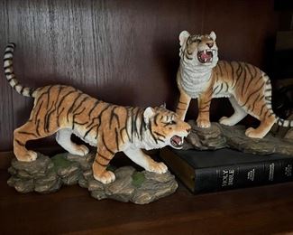 tiger figurines