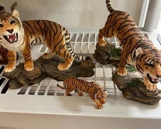 tiger figurines
