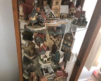 Large Collection of David Winter Cottages