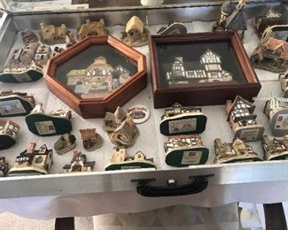 Large Collection of David Winter Cottages