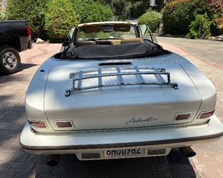 close up of the Avanti