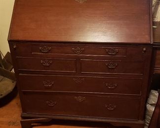 Front view of the secretary