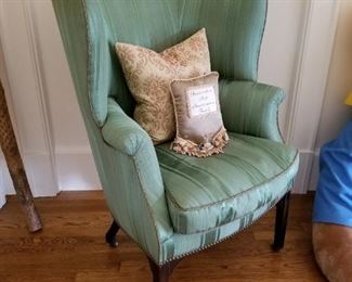 Late 18thc / early 19thc English barrel wingback.