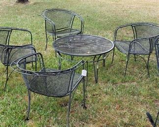 wrought iron patio furniture