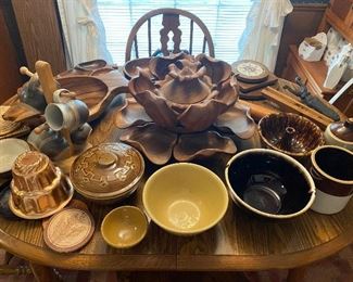 Crockery has sold, wooden server is available