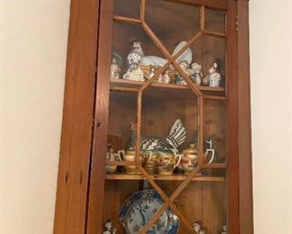 corner hanging cabinet
